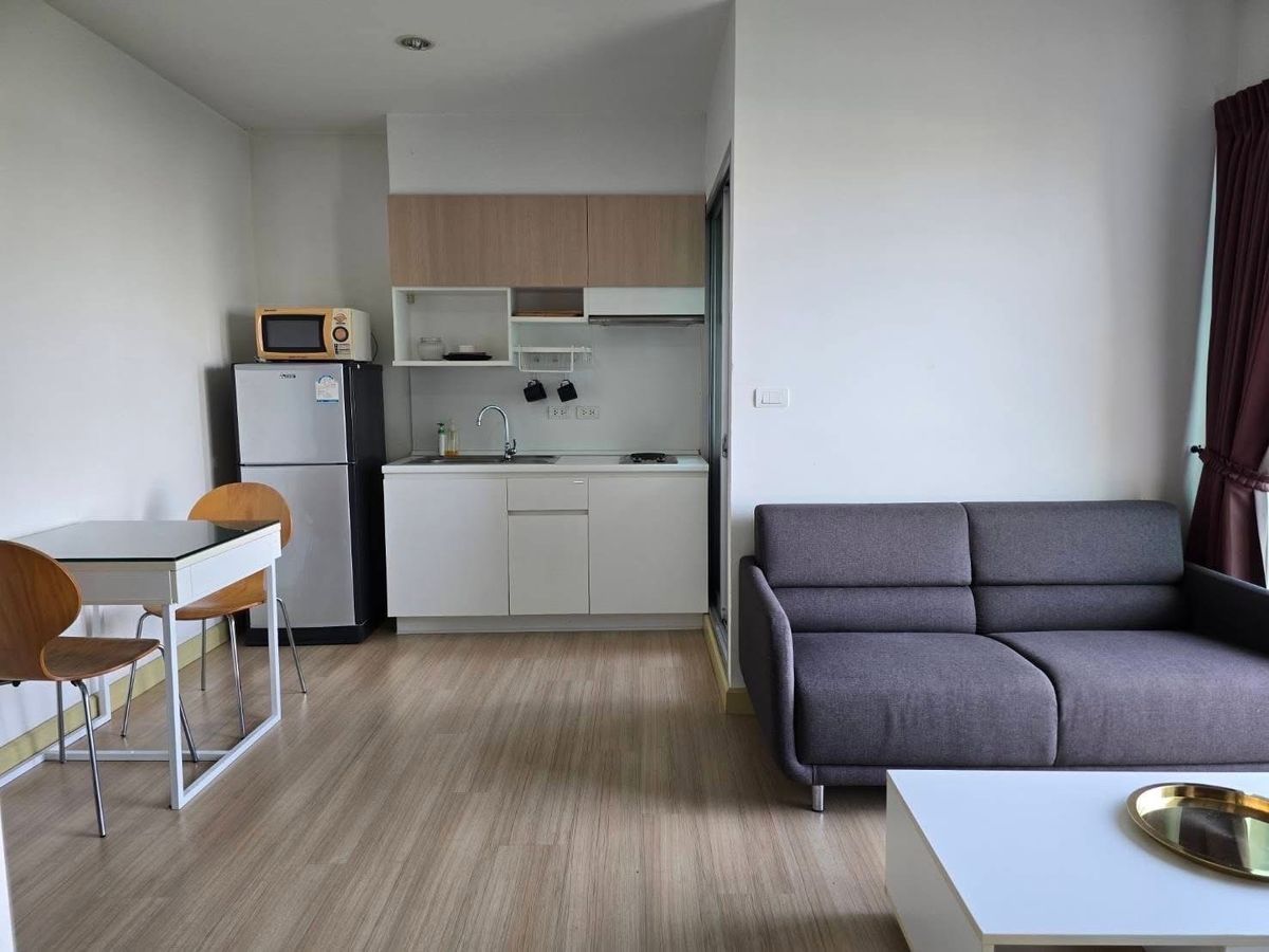 For RentCondoBangna, Bearing, Lasalle : For rent: The Parkland Srinakarin Lakeside (The Parkland Srinakarin Lakeside)🛏️ 1 bedroom 🛁 1 bathroom 🛋️ 1 living room, size 36 sq m. Building 1, 8th floor ✨ Price 11,000 baht..