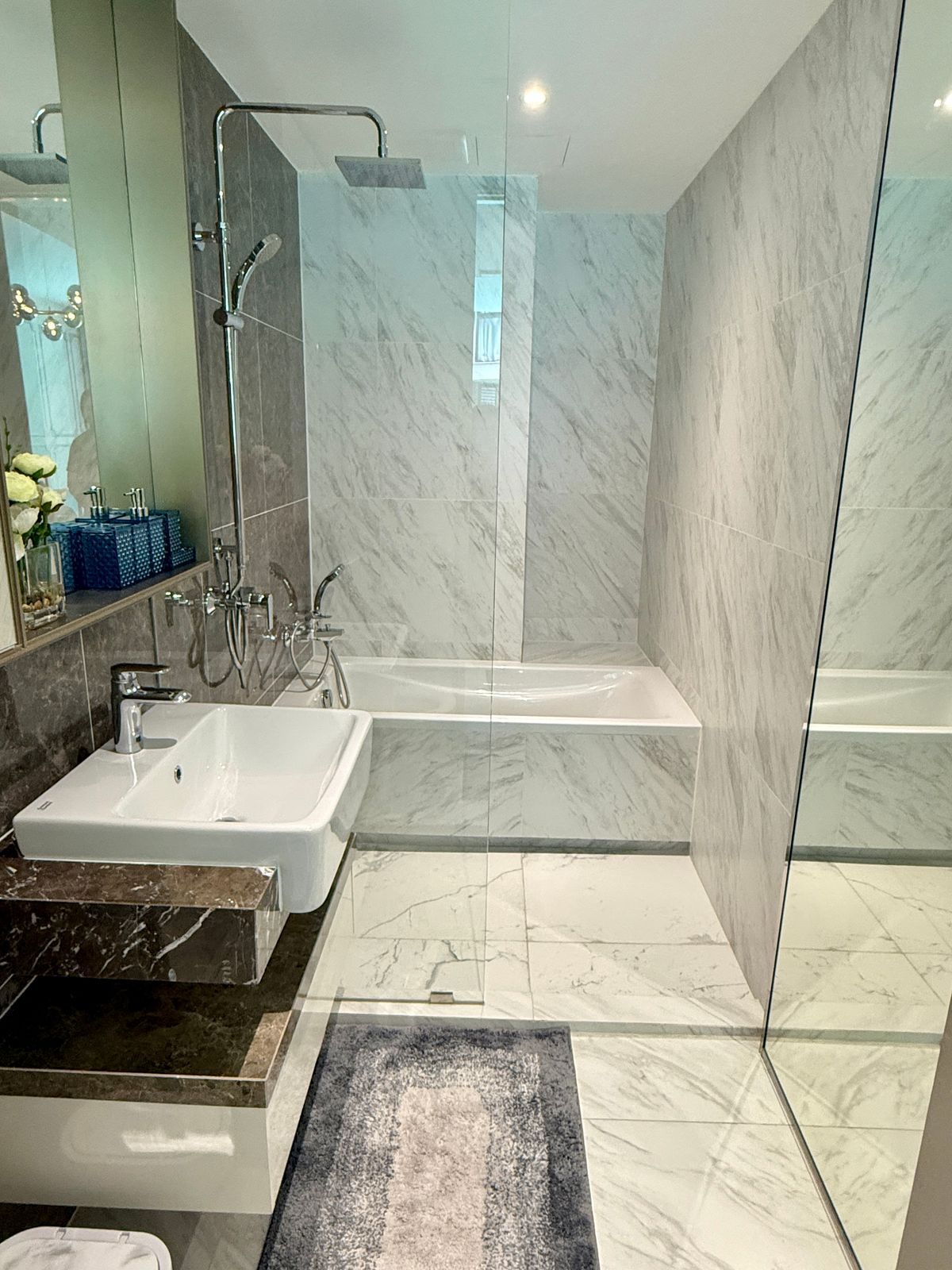 For RentCondoSukhumvit, Asoke, Thonglor : Rent 3 bedrooms, 2 bathrooms, Fynn Asoke, Finn Asoke, rental price 110,000 baht