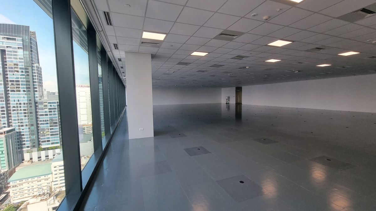 ให้เช่าสำนักงานนานา : Bts นานา ให้เช่าออฟฟิศ 267 ตาราง เมตร วิวดี สิ่งอำนวยความสะดวกครบ ตกแต่งทันสมัย