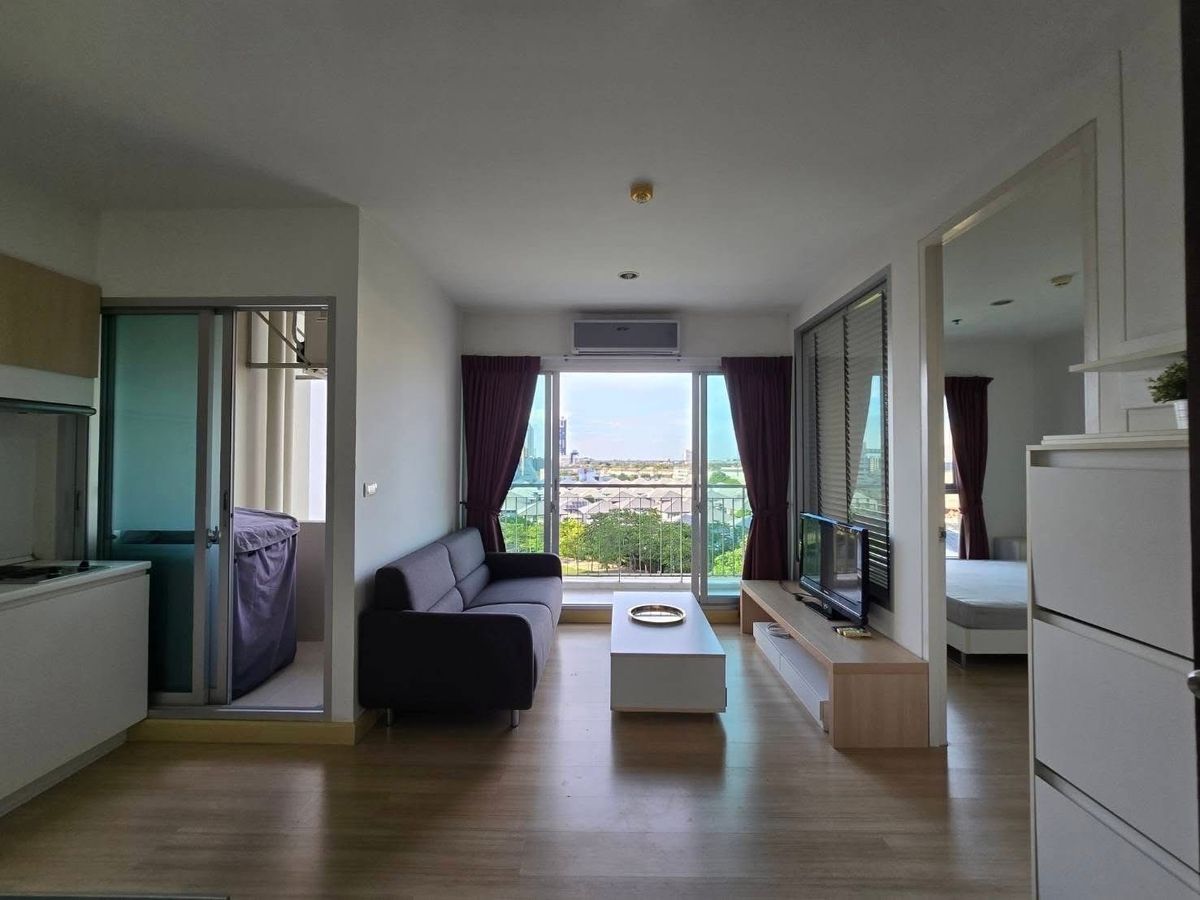 For RentCondoBangna, Bearing, Lasalle : For rent: The Parkland Srinakarin Lakeside (The Parkland Srinakarin Lakeside)🛏️ 1 bedroom 🛁 1 bathroom 🛋️ 1 living room, size 36 sq m. Building 1, 8th floor ✨ Price 11,000 baht..