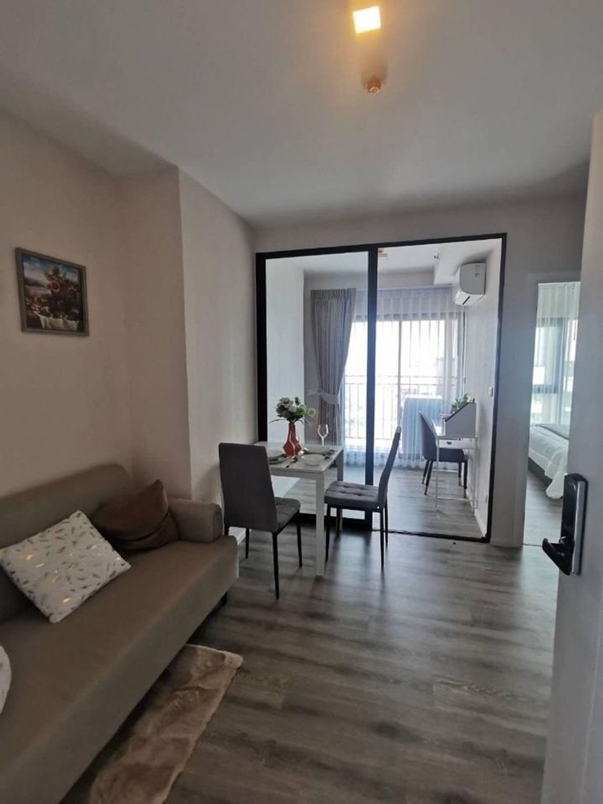 For RentCondoSamut Prakan,Samrong : Ready to stay at the condo ** next to the MRT, the color line, Thippawan, Kensington Sukhumvit Thepharak (Ken Sington Sukhumvit Thepharak), beautiful view