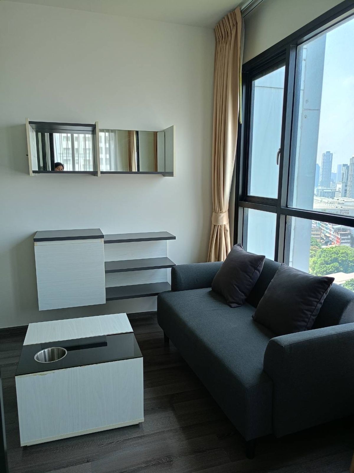 ให้เช่าคอนโดอ่อนนุช อุดมสุข : For rent The base park east 35 Sqm(Corner room) Ready to move