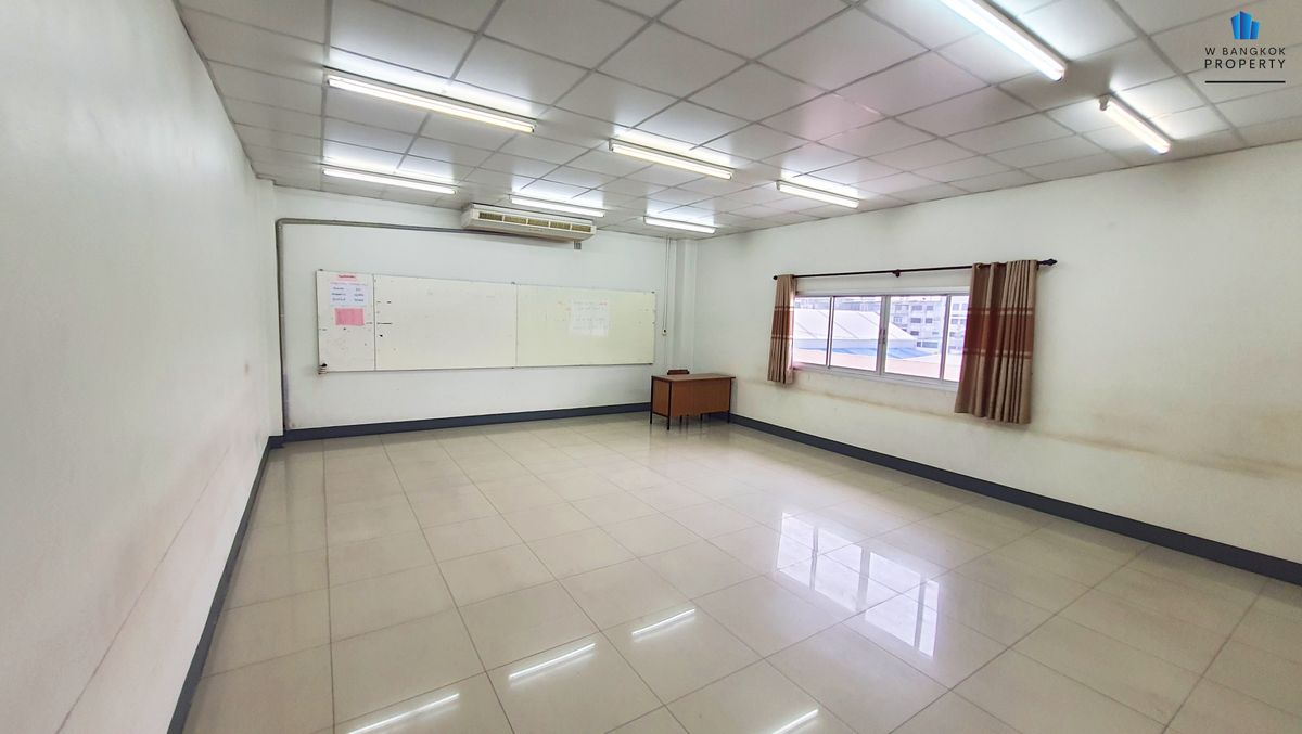 ขายสำนักงานพัฒนาการ ศรีนครินทร์ : Hot Deal !! ขายอาคารสำนักงาน 3 ชั้น 860 ตรม. อ่อนนุช 66 เดินไปรถไฟฟ้าสายสีเหลือง สถานีศรีนครินทร์ 38 เพียง 350 เมตร