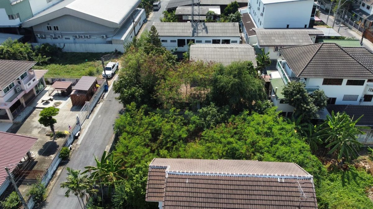 ขายที่ดินนวมินทร์ รามอินทรา : ขายที่ดิน แถมบ้าน 98 ตารางวา ซอย รามอินทรา 8 แยก 3 เชื่อมต่อ มัยลาภ หรือ รามอินทรา 14แยก8 สวยและถูก เพียง 4.99 ลบ.