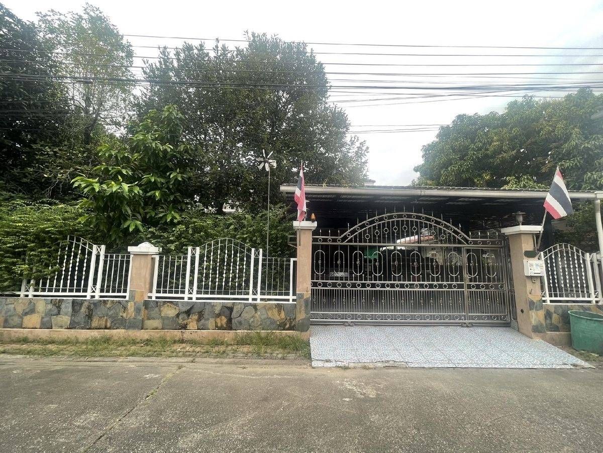 For RentHouseNonthaburi, Bang Yai, Bangbuathong : Rent a single house, Chonlada Bang Bua Thong, near Lat Pla Duk Temple, only 2 minutes.