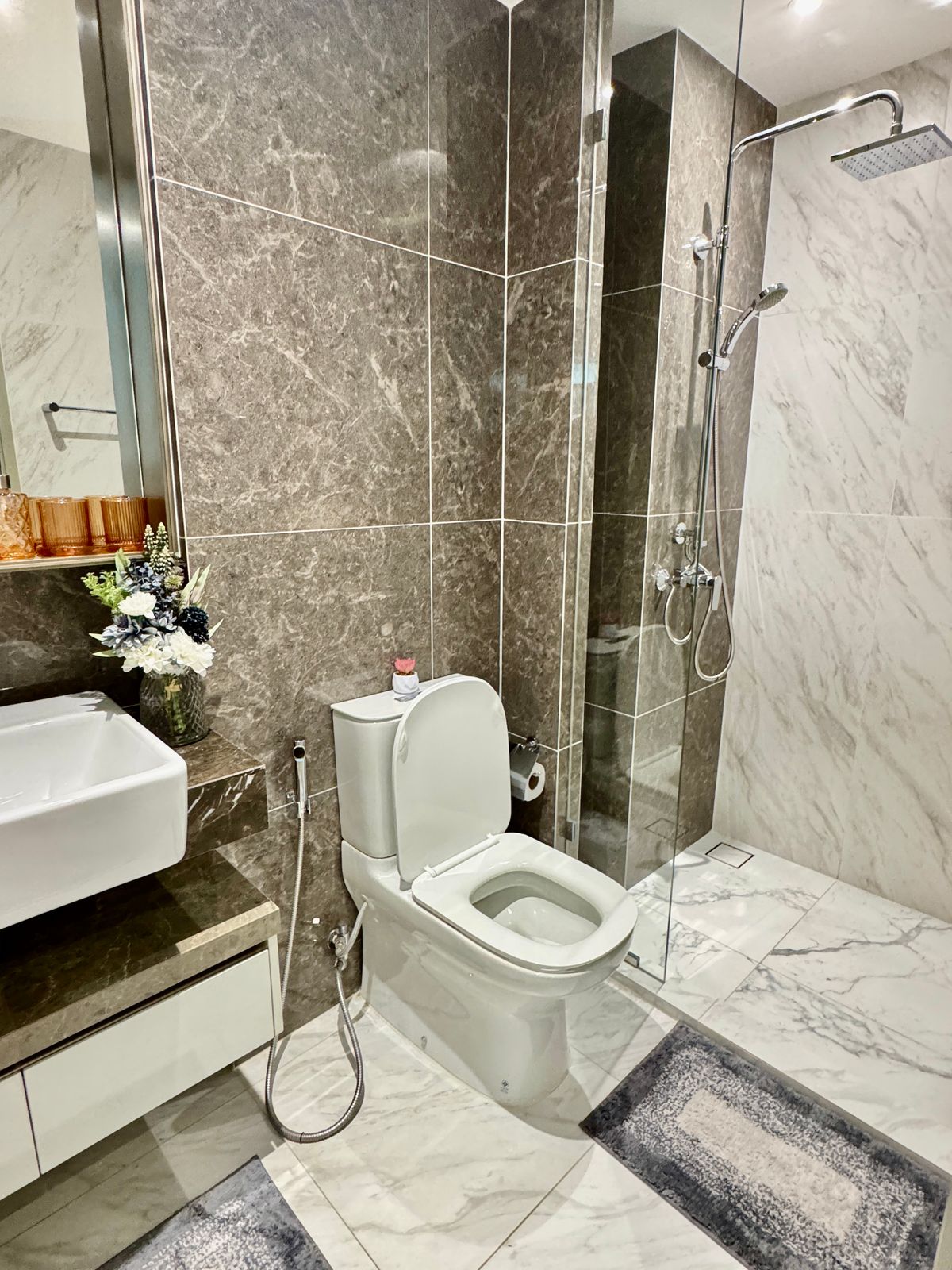 For RentCondoSukhumvit, Asoke, Thonglor : Rent 3 bedrooms, 2 bathrooms, Fynn Asoke, Finn Asoke, rental price 110,000 baht