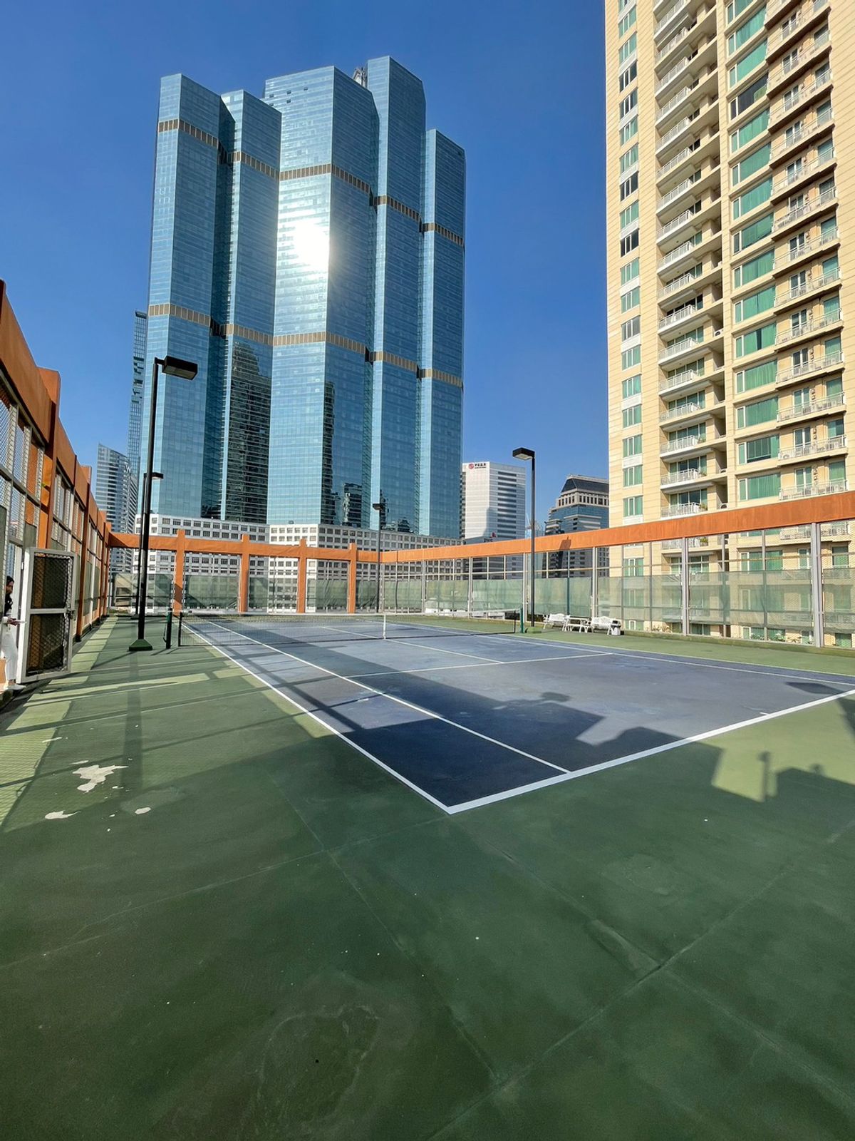 For SaleCondoSathorn, Narathiwat : The Empire Place / The best price in the market near BTS St. Louis Chong Nonsi / 1 bedtime 54 sq.m. Call 0937890899.