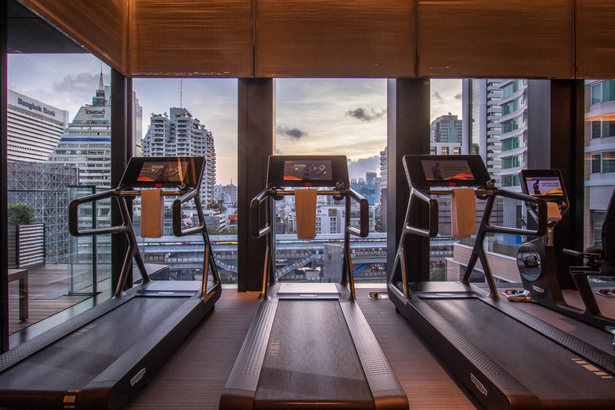 ขายคอนโดสาทร นราธิวาส : ขายคอนโด เดอะ ริซท์ คาร์ลตัน เรสซิเดนเซส วิวสวย ชั้นสูง ห้องมุม หน้ากว้าง BTS-ช่องนนทรี สีลม เขต บางรัก กรุงเทพ CX-108524