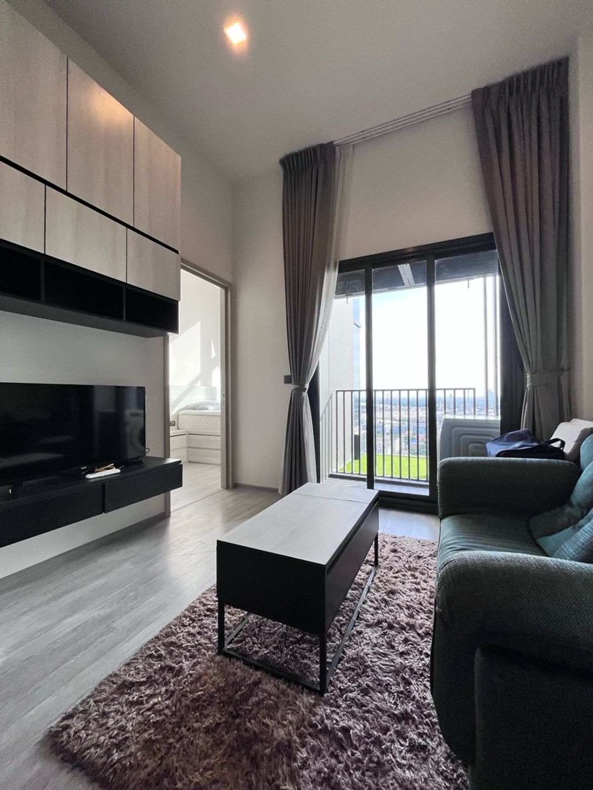 For RentCondoOnnut, Udomsuk : Duplex Room 1 Bedroom 1 Bathroom The Line Sukhumvit101 is available for rent.