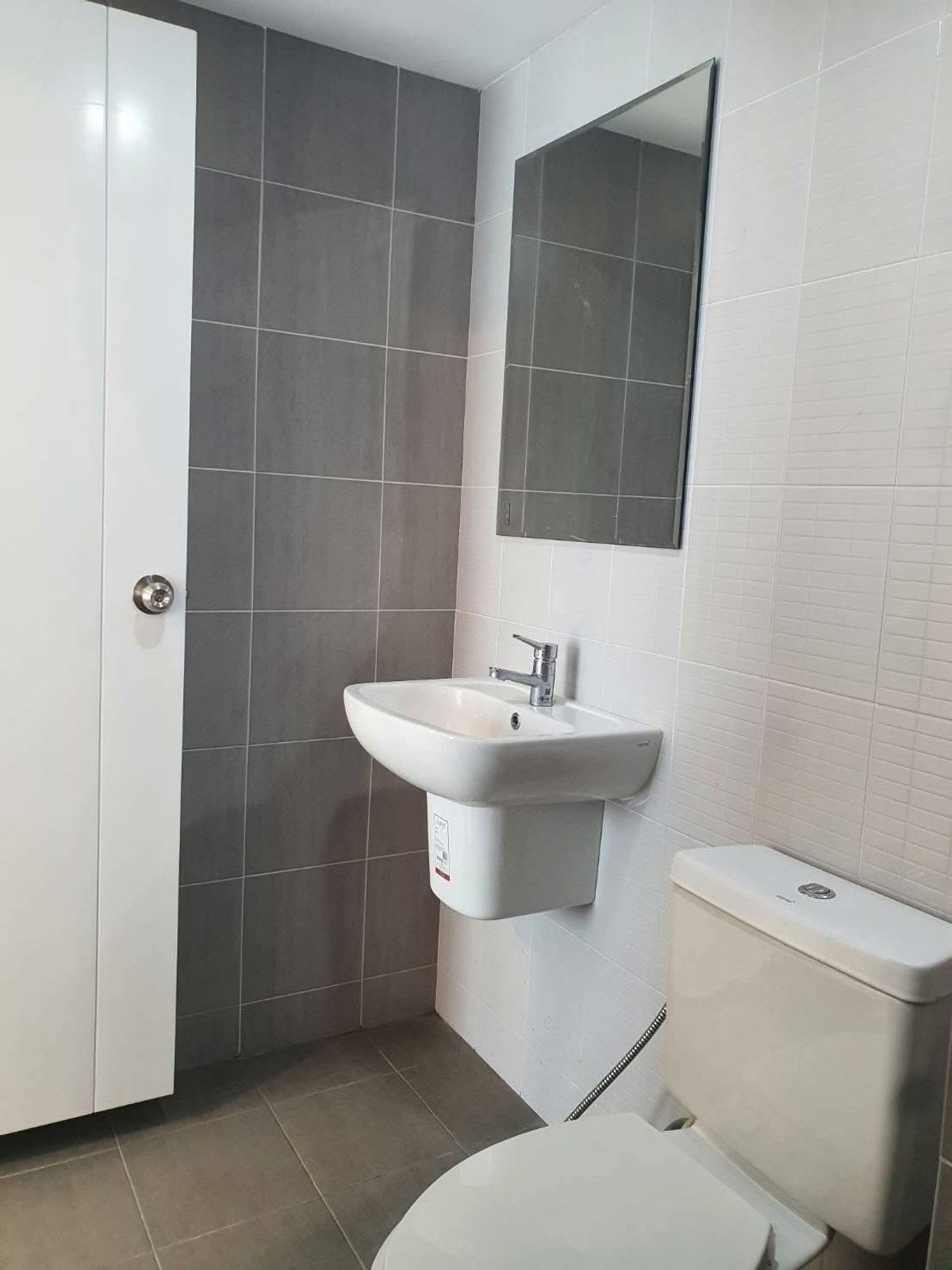 ให้เช่าคอนโดสมุทรปราการ สำโรง : ให้เช่า 📍 Kensington Sukhumvit - Theparak 📍เฟอร์นิเจอร์ และ เครื่องใช้ไฟฟ้าครบ ใกล้ BTS สำโรง