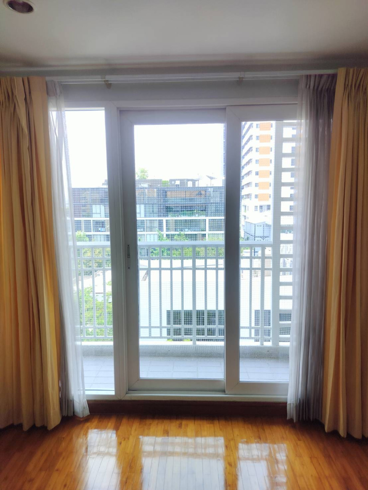 ขายคอนโดสาทร นราธิวาส : ขายคอนโด  บ้านสิริสาทร สวนพลู BTS-ช่องนนทรี ทุ่งมหาเมฆ เขต สาทร กรุงเทพ CX-149035