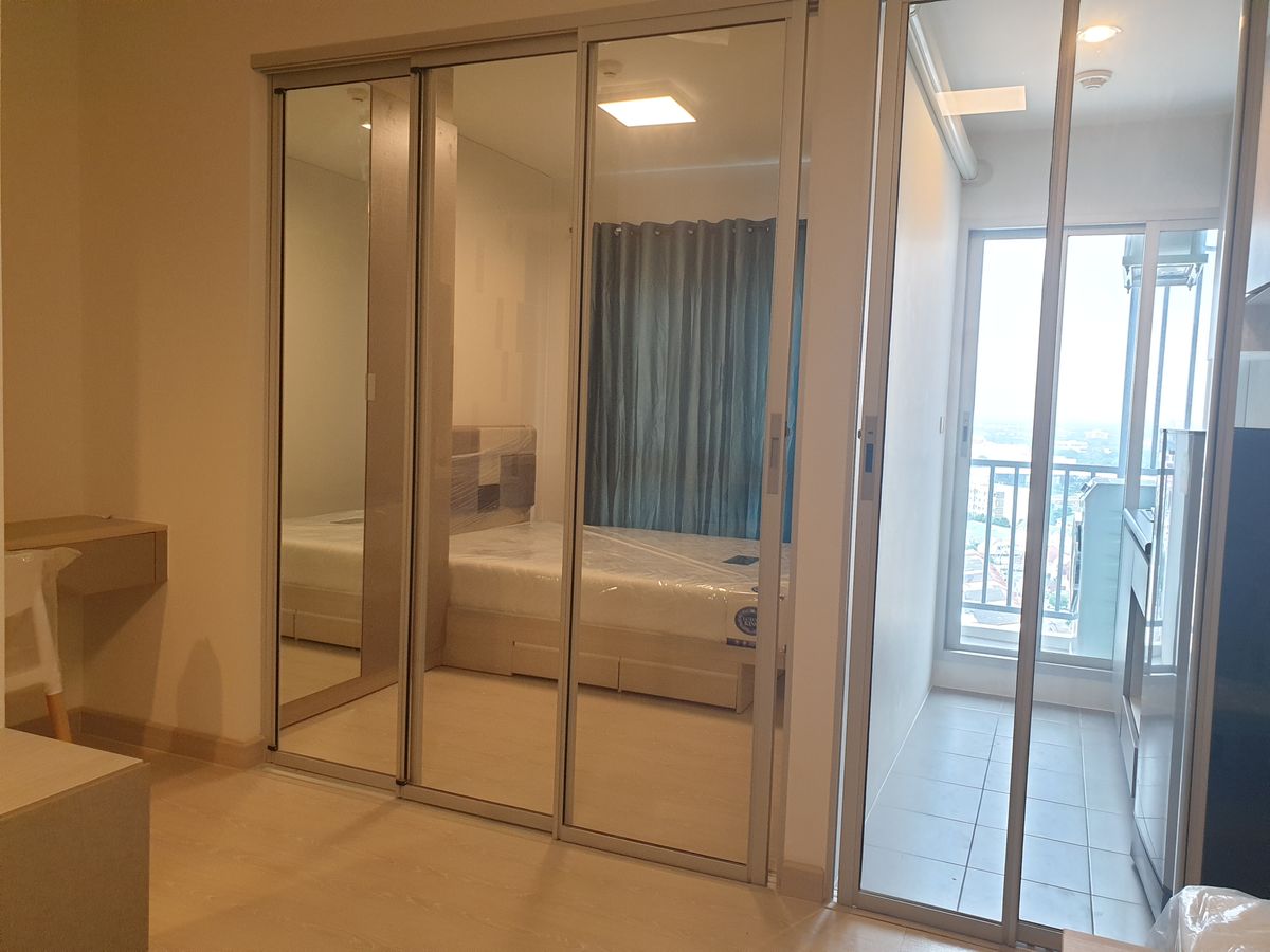 For RentCondoChaengwatana, Muangthong : Niche ID Pak Kret 👉 Room, room, 30 sq.m., floor 17 👉 8,500 baht per month 👉 There are 2 air conditioners, complete with 👉 Near Suankularb School