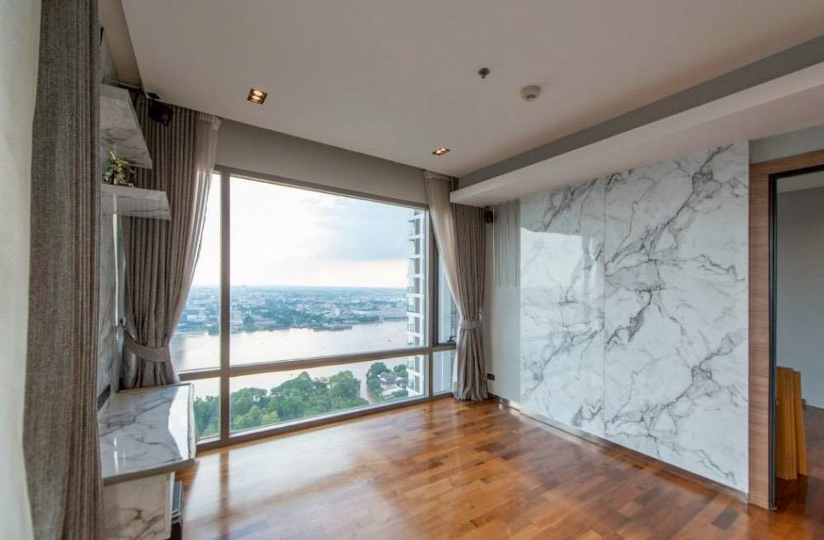 CondoRama3 (Riverside),Satupadit : Condo Star Vyu, Rama 3, 2 bedrooms, 2 bathrooms, sell only 13.5 baht.