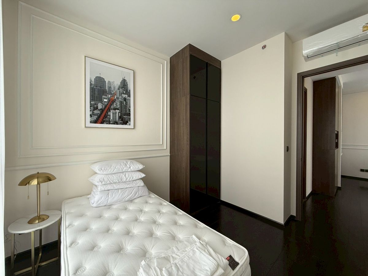 For SaleCondoSukhumvit, Asoke, Thonglor : Urgent sale Park Origin Thonglor, price 13,590,000 baht [MKS250444]