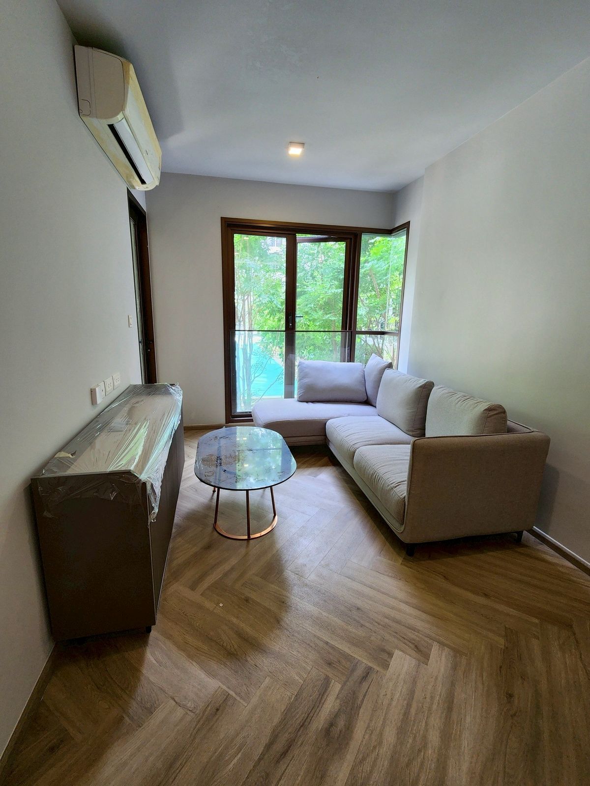 For RentCondoSukhumvit, Asoke, Thonglor : LTH12380- Chapter Thonglor 25 for Rent Size 31 SQ.M. 2 Beds 2 Baths BTS Thong Lor Station Only 49K/Month