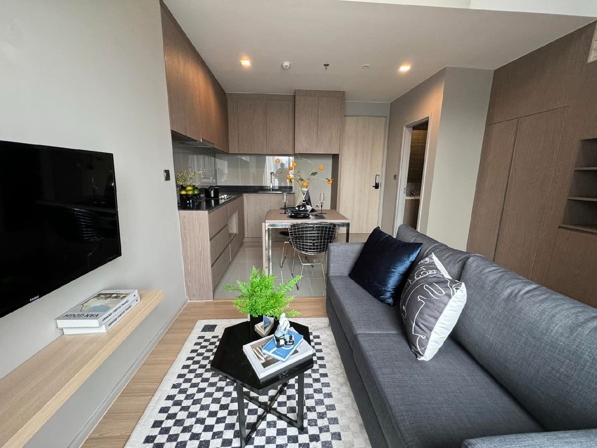 ให้เช่าคอนโดสะพานควาย จตุจักร : ให้เช่า 1 Bedroom Duplex M Jatujak 🔥ราคา 32,000 บาท ติดต่อ 0869017364