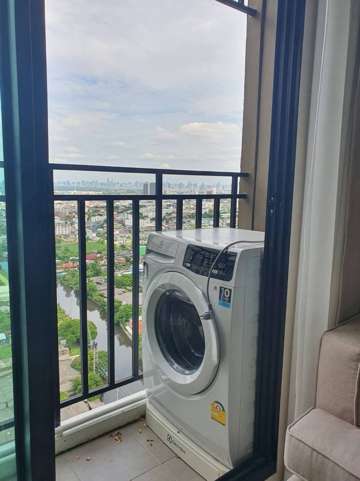 ให้เช่าคอนโดสมุทรปราการ สำโรง : ให้เช่า 📍 Kensington Sukhumvit - Theparak 📍เฟอร์นิเจอร์ และ เครื่องใช้ไฟฟ้าครบ ใกล้ BTS สำโรง