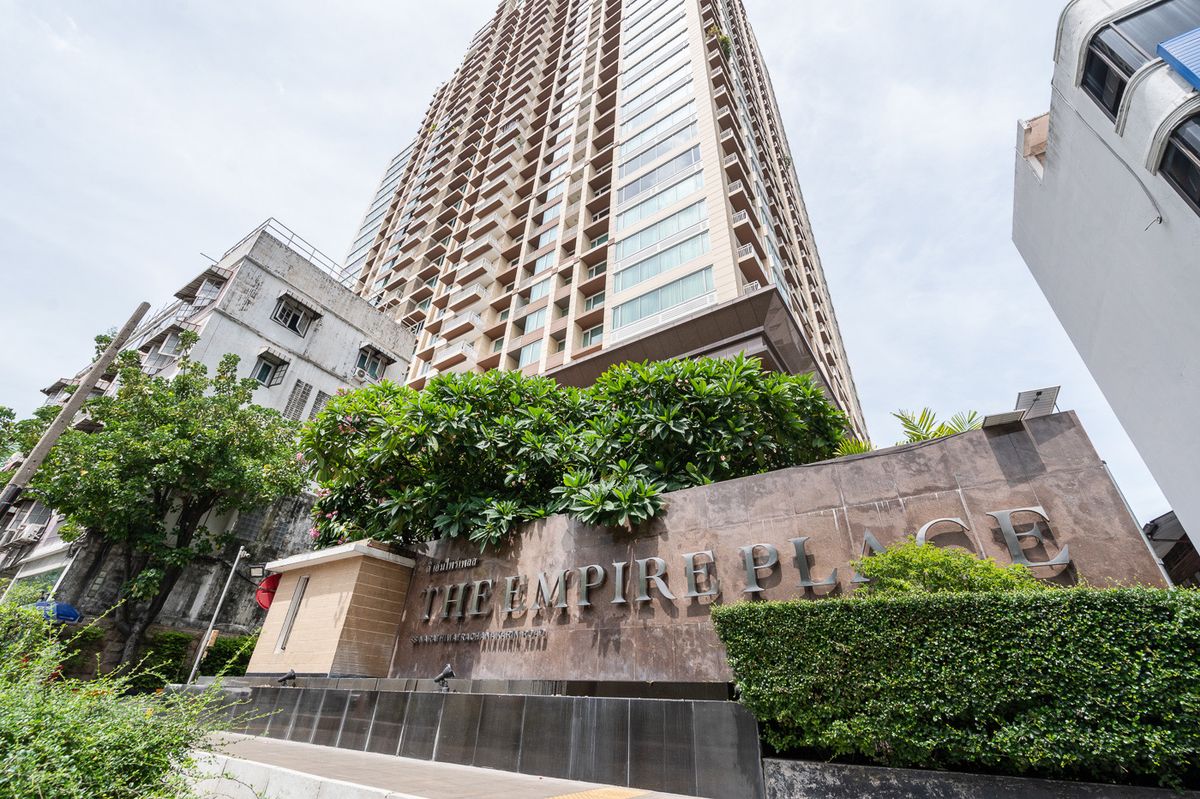 ขายคอนโดสาทร นราธิวาส : ด่วน ราคาดีที่สุด The Empire Place Best Price 1Bed 54sqm 6.8 ล้าน! 
