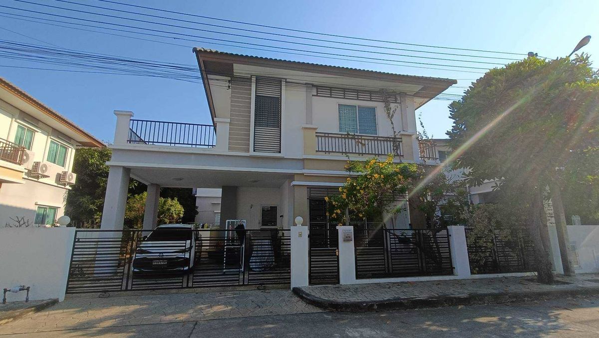 For RentHousePathum Thani,Rangsit, Thammasat : A9100368 Rent a house, Vista Ville, Lam Luk Ka, Khlong 3, an area of ​​52 square wah