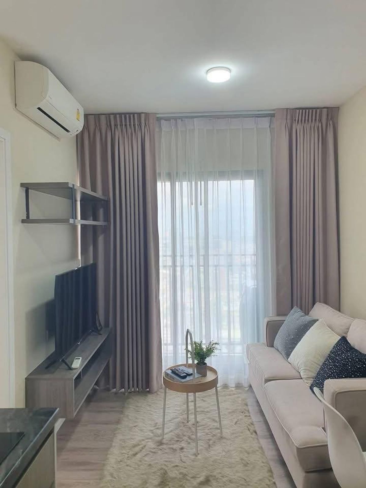 ให้เช่าคอนโดสมุทรปราการ สำโรง : ให้เช่า 📍 Kensington Sukhumvit - Theparak 📍เฟอร์นิเจอร์ และ เครื่องใช้ไฟฟ้าครบ ใกล้ BTS สำโรง