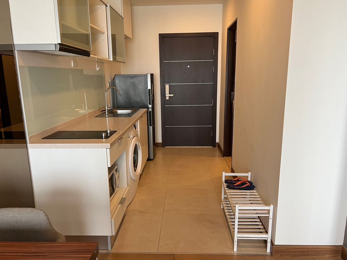 ให้เช่าคอนโดเชียงใหม่ : (GBL2082) 🔥🏢 ด่วนปล่อยเช่าคอนโด ย่านช้างคลาน 1 ห้องนอน ห้องสวย 🏢🔥
🎯ห้องพร้อมเข้าอยู่ สนใจทักคุยกันได้นะคะ

Project name :    The Astra Condo  

🖥️เฟอร์นิเจอร์ครบครัน