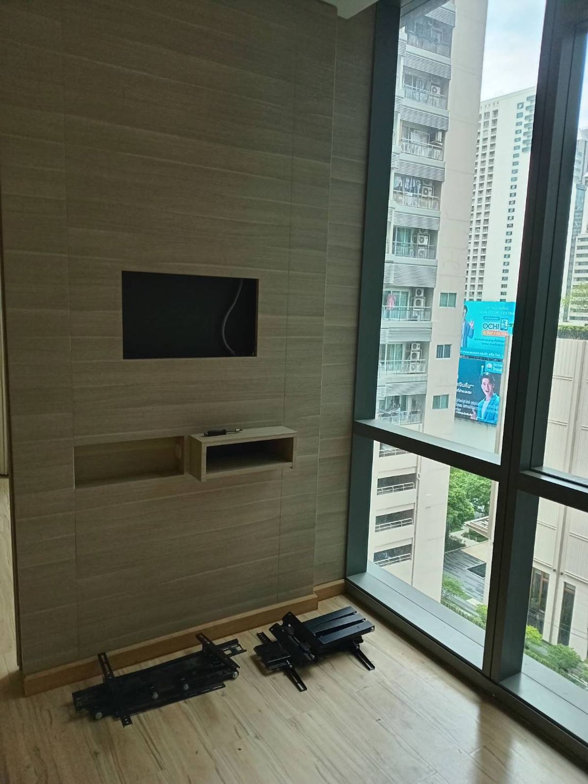 ขายคอนโดสุขุมวิท อโศก ทองหล่อ : The Room Sukhumvit 21 / ราคาดีที่สุดในตลาด ใกล้วัฒนา, Nist, มศว. BTS อโศก MRT เพชรบุรี	/ 1 นอน 51 ตร.ม. โทร 0937890899
