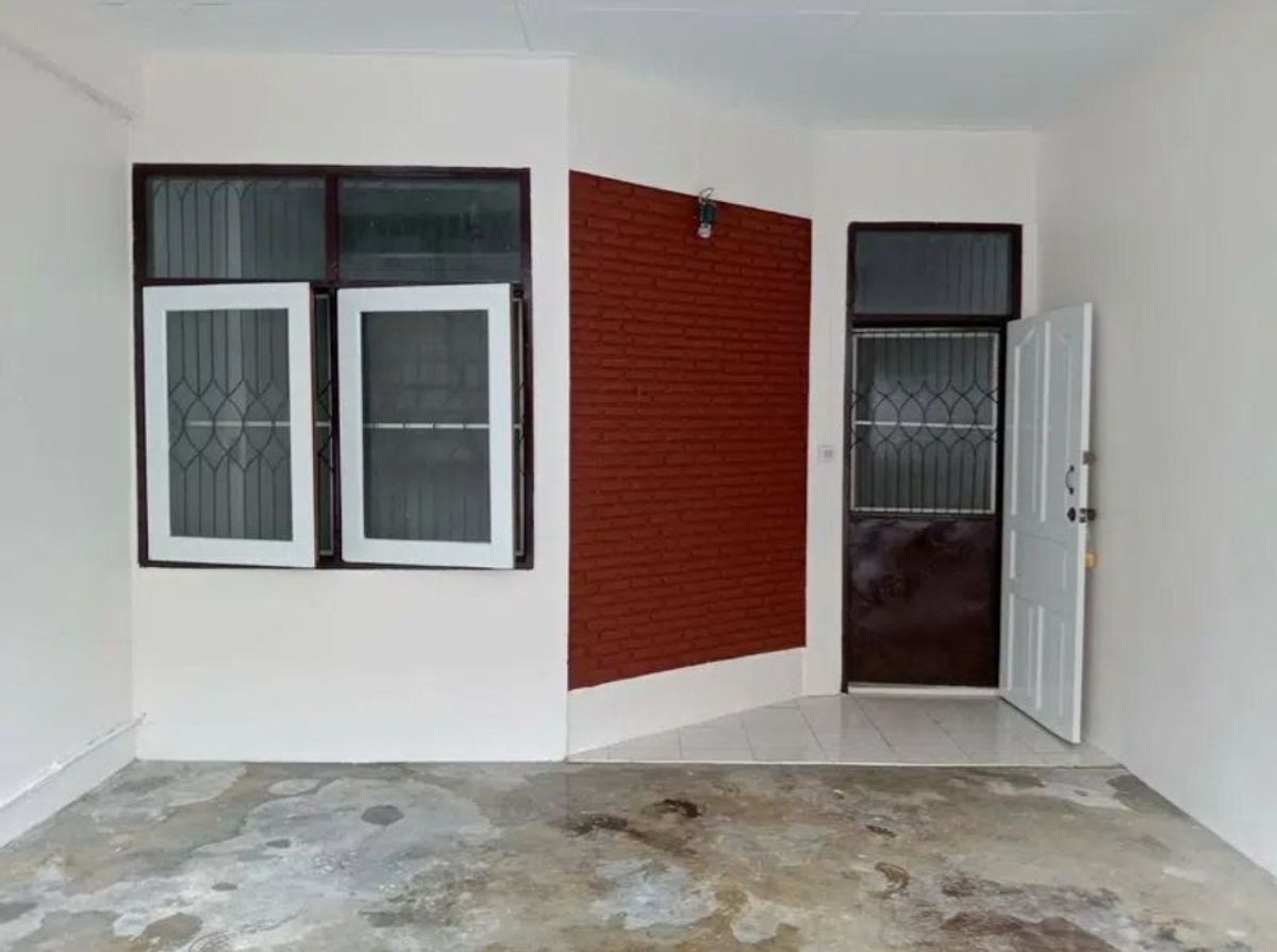 For RentTownhomePinklao, Charansanitwong : Urgent rent !! Cold windhouse, feng shui, MRT, Bang Phlat Charan Sanitwong