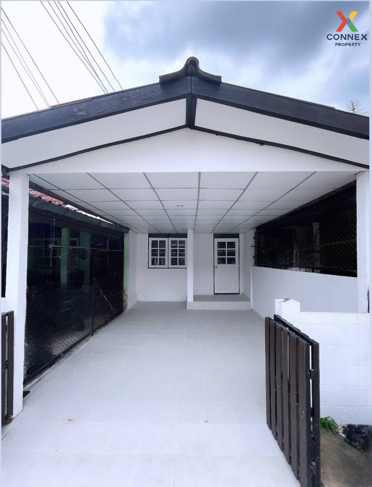For SaleTownhomePathum Thani,Rangsit, Thammasat : For Sale Townhouse/Townhome  , Phoenix park , newly renovated , Khlong Song , khlong Luang , Pathum Thani , CX-120120