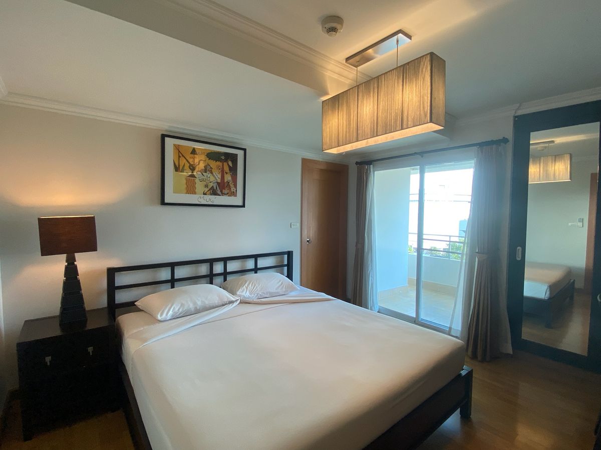 ให้เช่าคอนโดสุขุมวิท อโศก ทองหล่อ : ✨ ให้เช่า คอนโดสไตล์เรียบหรู 3 ห้องนอน Duplex ใจกลางสุขุมวิท เฟอร์ครบ ใกล้ BTS พร้อมพงษ์ พร้อมเข้าอยู่ทันที!