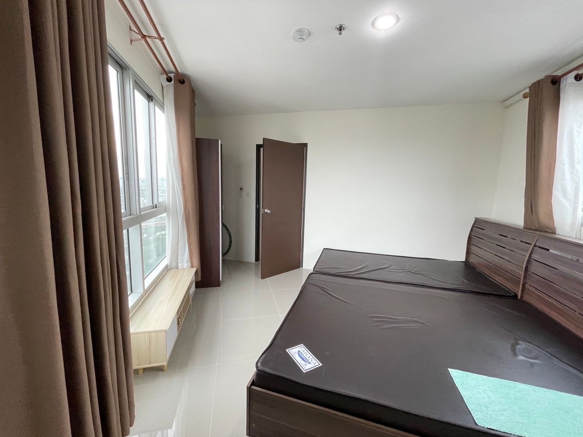 For RentCondoPattanakan, Srinakarin : For rent, Assikan Place Srinakarin, 1 bedroom, 2 bathrooms, 1 living room, 2nd floor, size 43.52 sq.m., price 8000 baht.