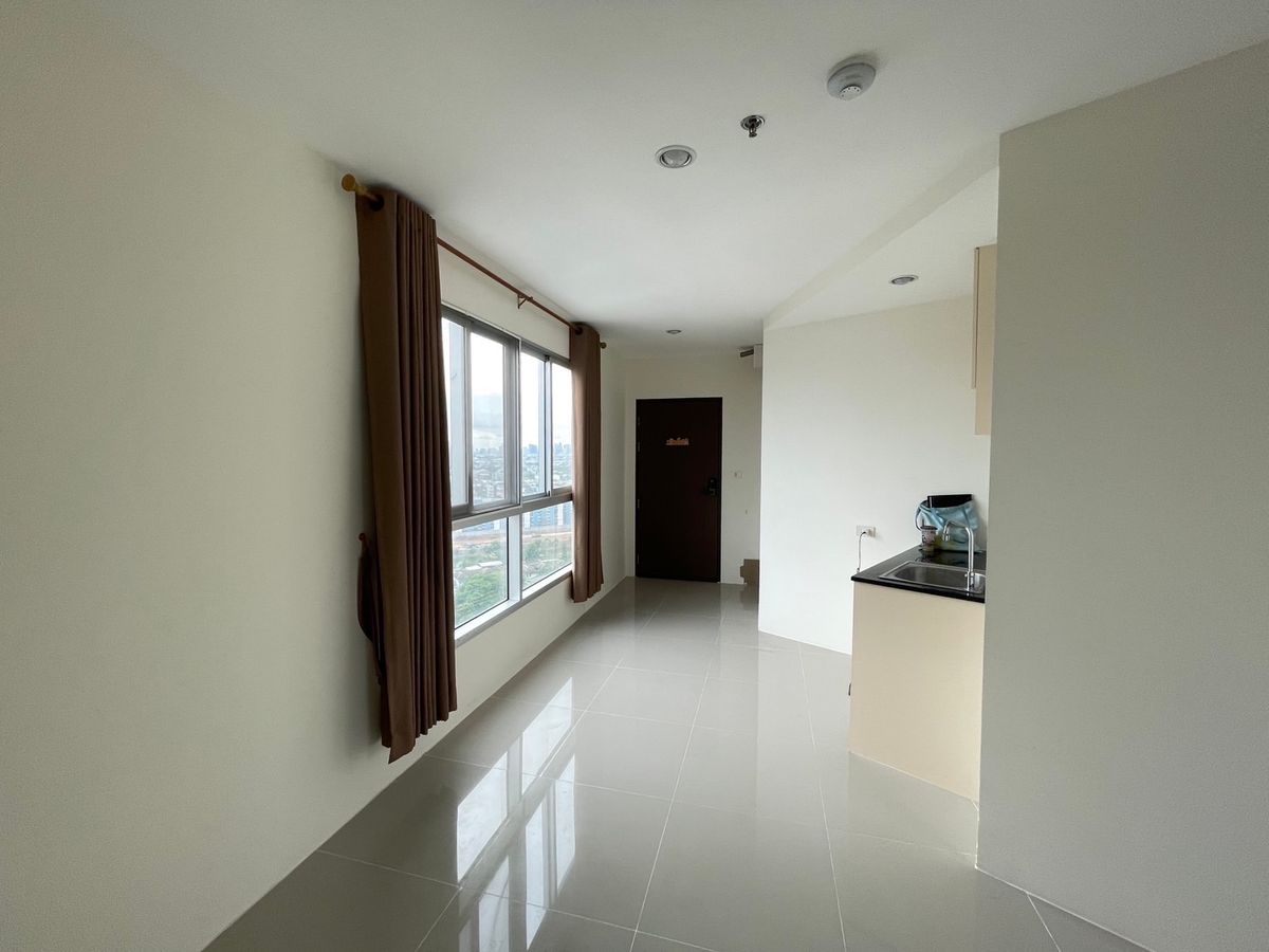 For RentCondoPattanakan, Srinakarin : For rent, Assikan Place Srinakarin, 1 bedroom, 2 bathrooms, 1 living room, 2nd floor, size 43.52 sq.m., price 8000 baht.