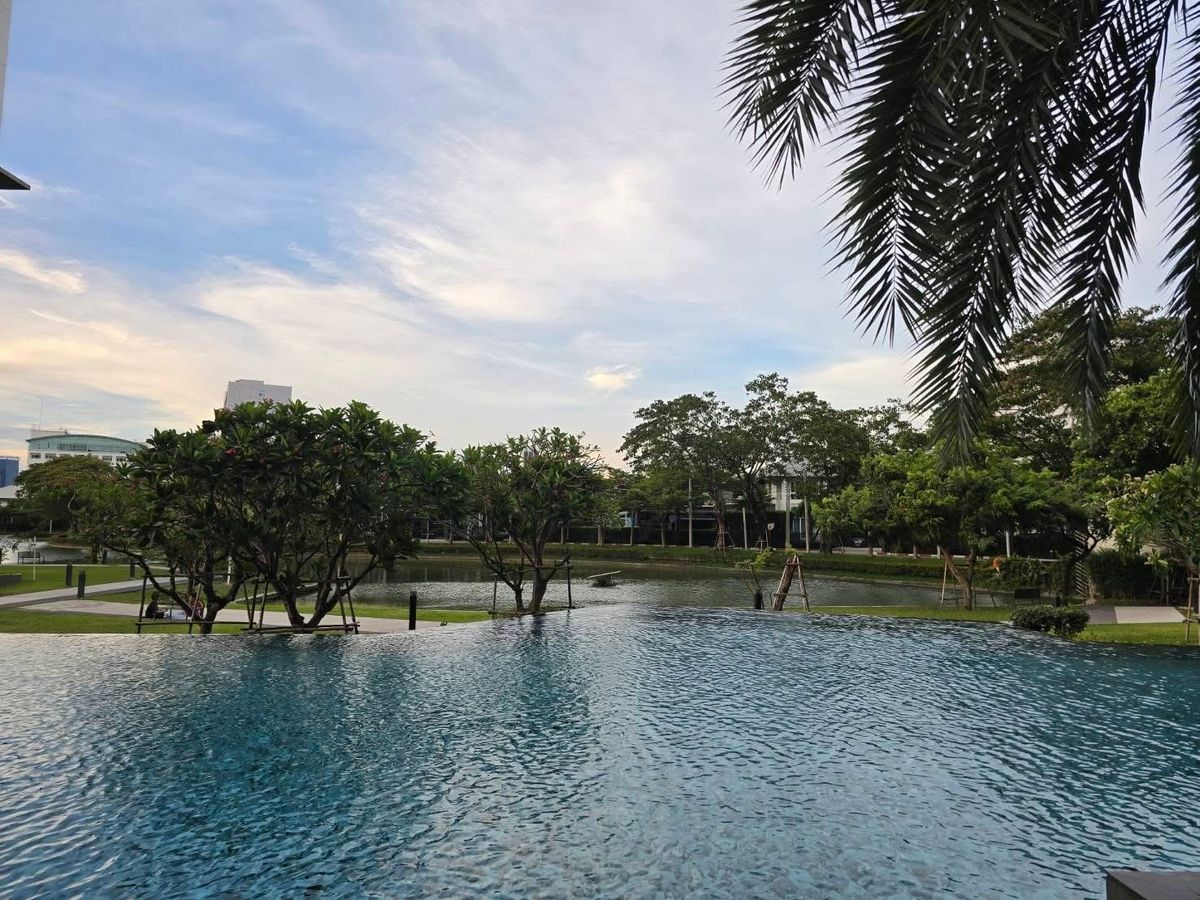 ให้เช่าคอนโดบางนา แบริ่ง ลาซาล : ให้เช่า 📍 The Parkland Srinakarin Lakeside 📍 เฟอร์นิเจอร์ และ เครื่องใช้ไฟฟ้าครบ ใกล้ MRT ศรีลาซาล