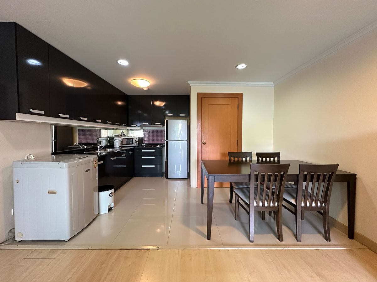 ให้เช่าคอนโดสุขุมวิท อโศก ทองหล่อ : ✨ ให้เช่า คอนโดหรู ใจกลางสุขุมวิท เฟอร์ครบ  ครัวแยก พื้นที่ใช้สอยลงตัว  ห้องกว้าง แต่งครบ  ใกล้ BTS พร้อมพงษ์ พร้อมเข้าอยู่!