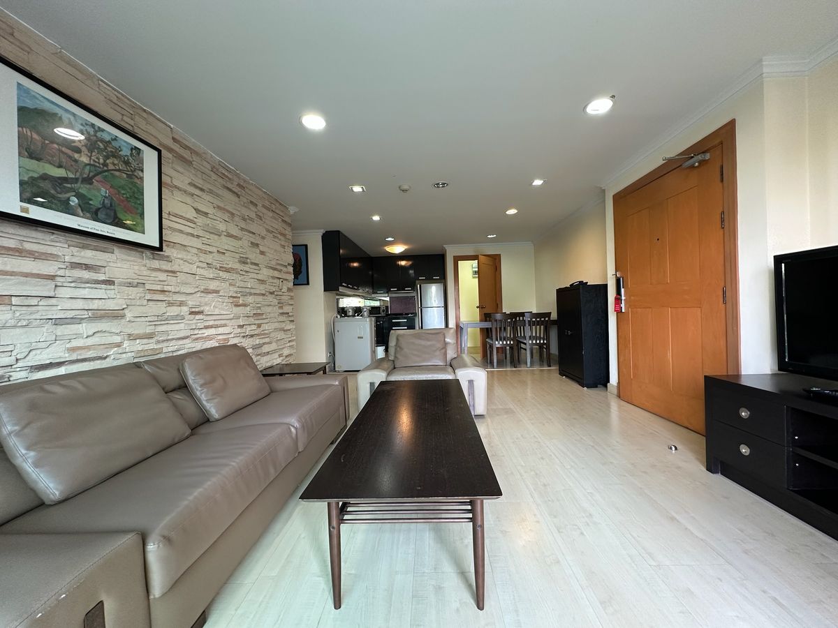 ให้เช่าคอนโดสุขุมวิท อโศก ทองหล่อ : ✨ ให้เช่า คอนโดหรู ใจกลางสุขุมวิท เฟอร์ครบ  ครัวแยก พื้นที่ใช้สอยลงตัว  ห้องกว้าง แต่งครบ  ใกล้ BTS พร้อมพงษ์ พร้อมเข้าอยู่!