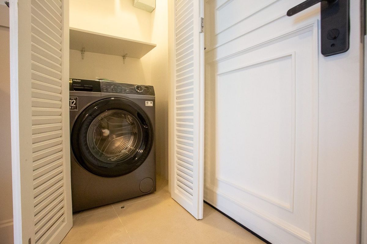 ขายคอนโดหัวหิน ประจวบคีรีขันธ์ : ✨ ขายพร้อมผู้เช่า
คอนโดหรูติดทะเลหัวหิน มาราเกซ คอนโด รีโนเวทใหม่ พร้อมเฟอร์ฯ และเครื่องใช้ไฟฟ้าครบ 1 ห้องนอน 1 ห้องน้ำ ทำเลทอง ใกล้บลูพอร์ตและตลาดซิคาด้า!