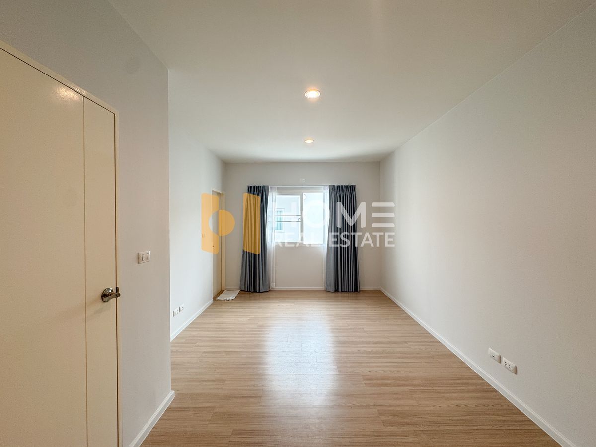 ขายทาวน์โฮมลาดกระบัง สุวรรณภูมิ : ขายด่วน ราคาดีที่สุดในโครงการ 🔥 บ้านกลางเมือง สวนหลวง / 3 ห้องนอน (ขาย), Baan Klang Muang Suanluang / 3 Bedrooms (FOR SALE) FON093