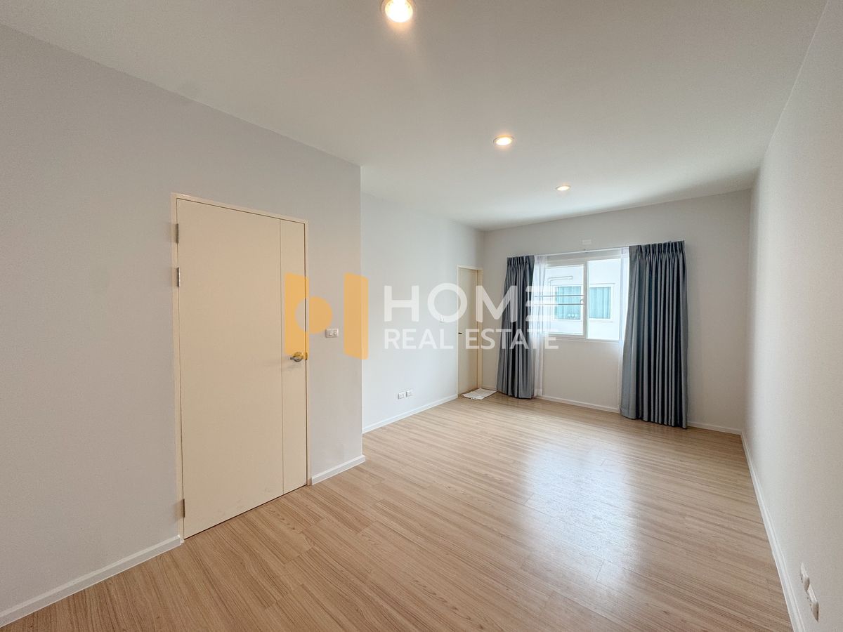 ขายทาวน์โฮมลาดกระบัง สุวรรณภูมิ : ขายด่วน ราคาดีที่สุดในโครงการ 🔥 บ้านกลางเมือง สวนหลวง / 3 ห้องนอน (ขาย), Baan Klang Muang Suanluang / 3 Bedrooms (FOR SALE) FON093