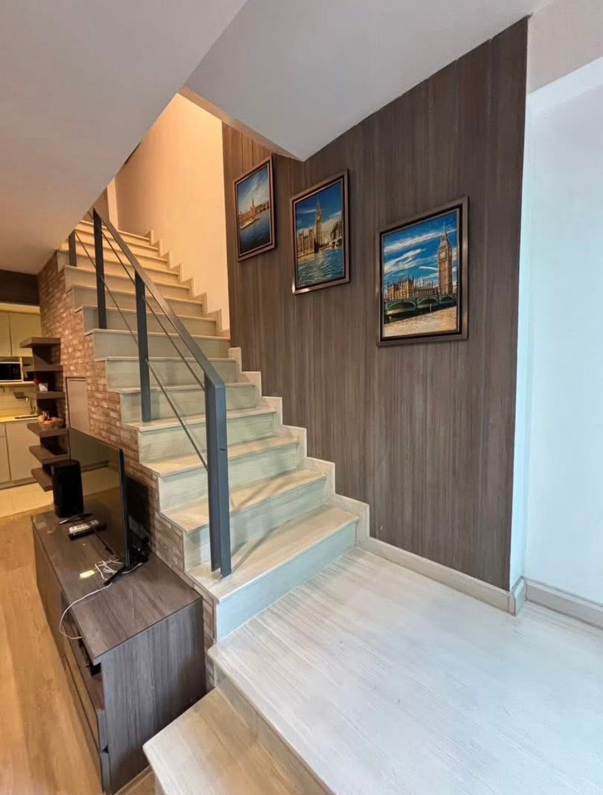 For RentCondoOnnut, Udomsuk : For Rent IDEO MOBI SUKHUMVIT81 Duplex Pool Access 80m. from BTS Onnut, Lotus Onnut**LINE ID: @751paggb / TEL: 0863649888