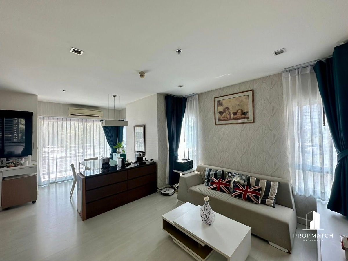 For SaleCondoLadprao, Central Ladprao : Condo for sale, the best price near MRT Lat Phrao The Room Ratchada-Ladprao (2 Bed 1 Bath)