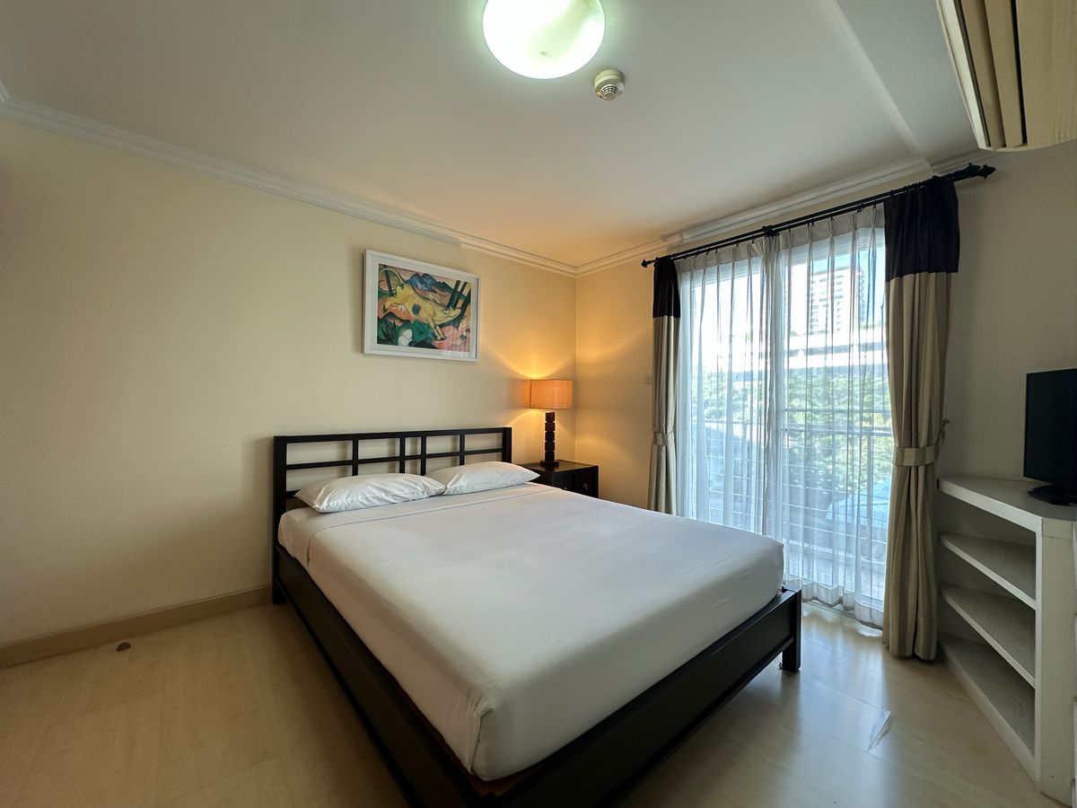 ให้เช่าคอนโดสุขุมวิท อโศก ทองหล่อ : ✨ ให้เช่า คอนโดหรู ใจกลางสุขุมวิท เฟอร์ครบ  ครัวแยก พื้นที่ใช้สอยลงตัว  ห้องกว้าง แต่งครบ  ใกล้ BTS พร้อมพงษ์ พร้อมเข้าอยู่!