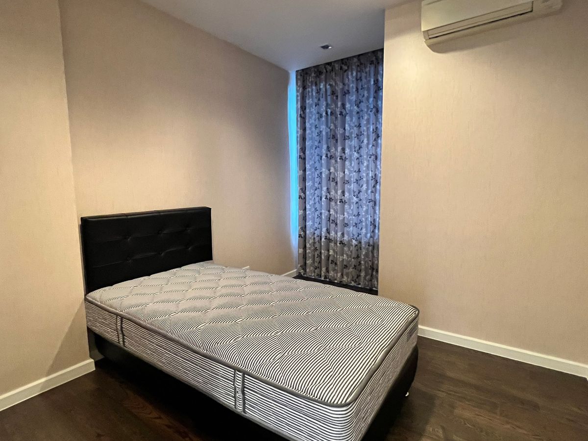 For RentCondoSathorn, Narathiwat : ( UL2503032 ) Tel/Line 096-2479369  FOR RENT!! Nara9 Condo 2 bedrooms, 2 bathrooms, 66 Sq.M. High Floor !!! 🔥🔥🔥