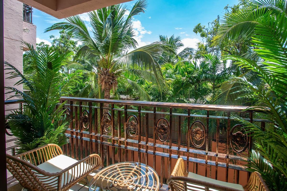 ขายคอนโดหัวหิน ประจวบคีรีขันธ์ : ✨ ขายพร้อมผู้เช่า
คอนโดหรูติดทะเลหัวหิน มาราเกซ คอนโด รีโนเวทใหม่ พร้อมเฟอร์ฯ และเครื่องใช้ไฟฟ้าครบ 1 ห้องนอน 1 ห้องน้ำ ทำเลทอง ใกล้บลูพอร์ตและตลาดซิคาด้า!