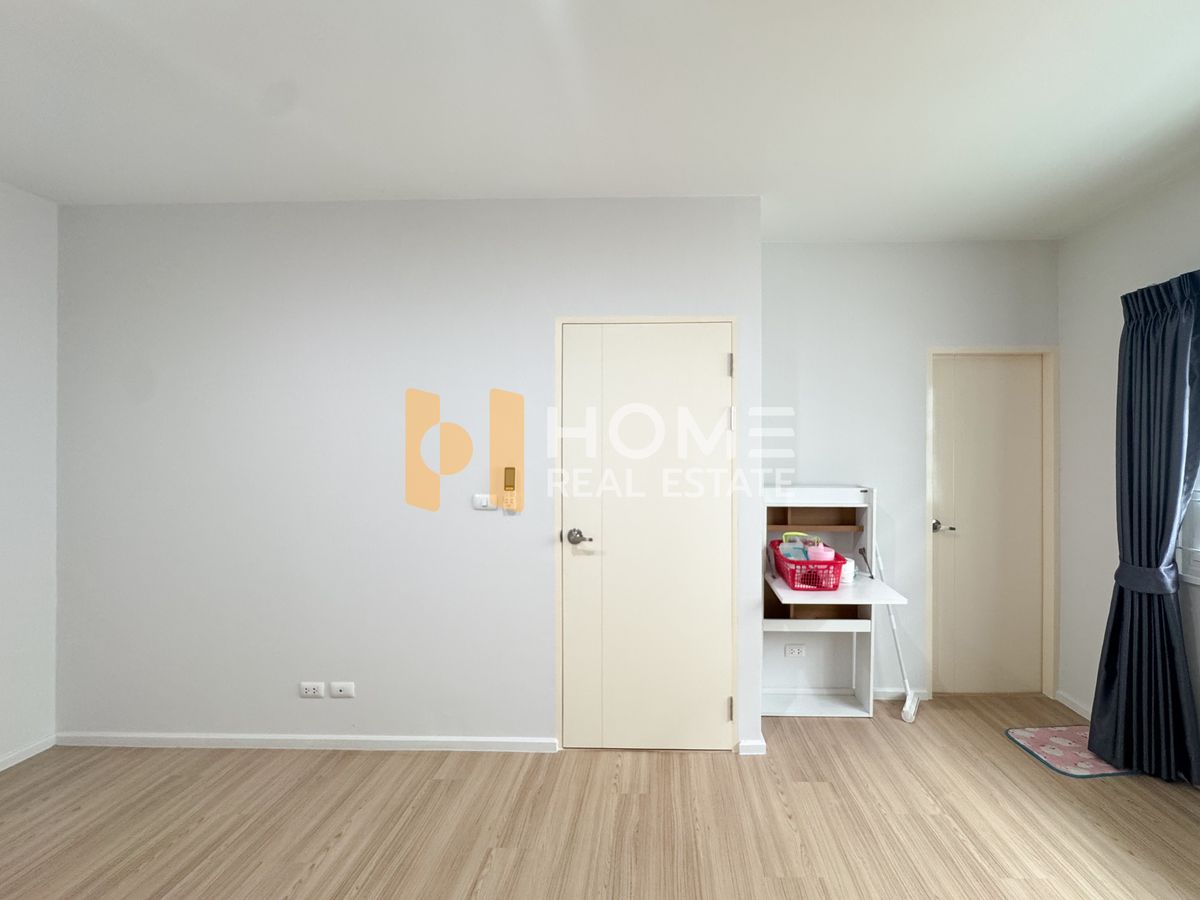 ขายทาวน์โฮมลาดกระบัง สุวรรณภูมิ : ขายด่วน ราคาดีที่สุดในโครงการ 🔥 บ้านกลางเมือง สวนหลวง / 3 ห้องนอน (ขาย), Baan Klang Muang Suanluang / 3 Bedrooms (FOR SALE) FON093