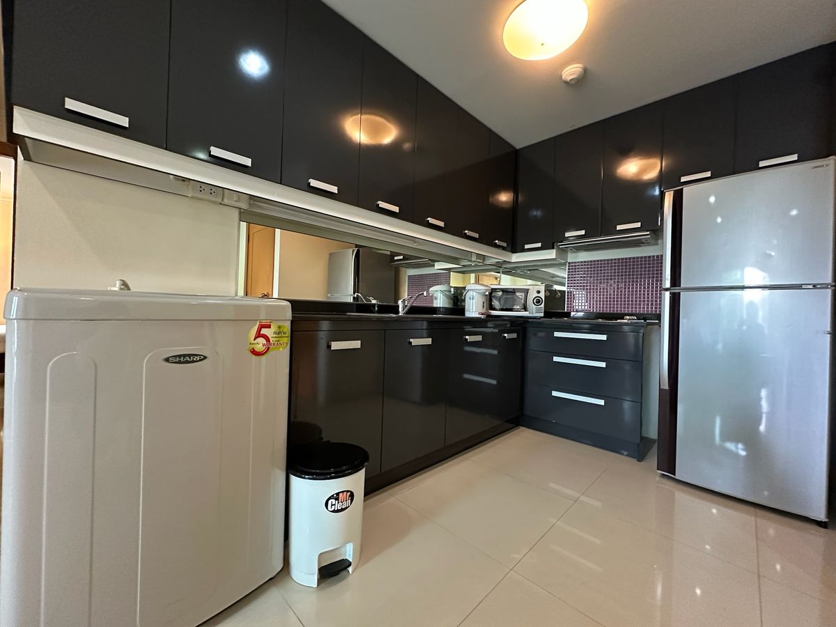 ให้เช่าคอนโดสุขุมวิท อโศก ทองหล่อ : ✨ ให้เช่า คอนโดหรู ใจกลางสุขุมวิท เฟอร์ครบ  ครัวแยก พื้นที่ใช้สอยลงตัว  ห้องกว้าง แต่งครบ  ใกล้ BTS พร้อมพงษ์ พร้อมเข้าอยู่!