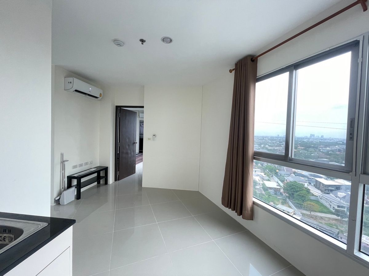 For RentCondoPattanakan, Srinakarin : For rent, Assikan Place Srinakarin, 1 bedroom, 2 bathrooms, 1 living room, 2nd floor, size 43.52 sq.m., price 8000 baht.