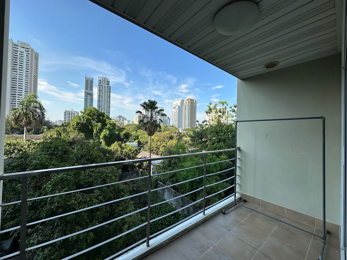 ให้เช่าคอนโดสุขุมวิท อโศก ทองหล่อ : ✨ ให้เช่า คอนโดหรู ใจกลางสุขุมวิท เฟอร์ครบ  ครัวแยก พื้นที่ใช้สอยลงตัว  ห้องกว้าง แต่งครบ  ใกล้ BTS พร้อมพงษ์ พร้อมเข้าอยู่!