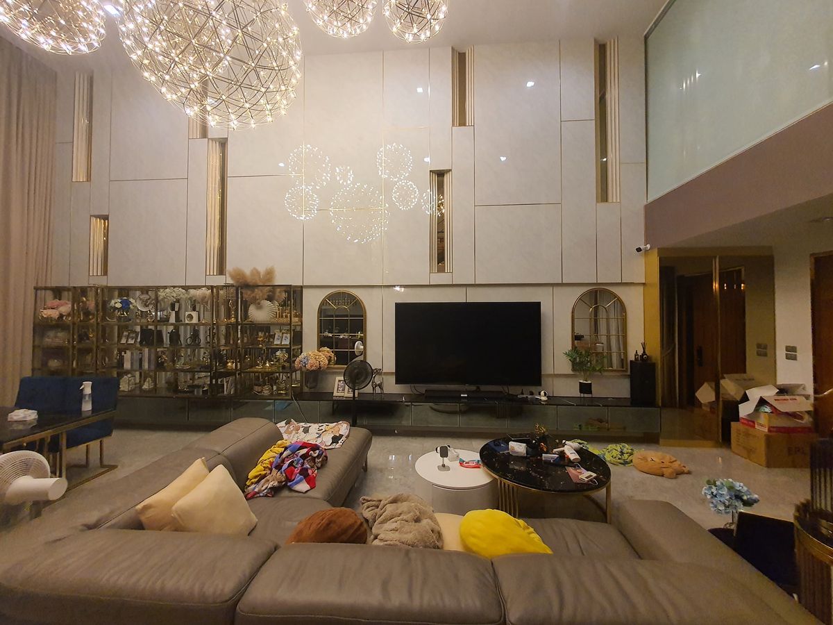 ให้เช่าบ้านโชคชัย4 ลาดพร้าว71 : ขาย–ให้เช่า โฮมออฟฟิศหรู Glam by AssetWise ลาดพร้าว–โชคชัย 4 Double Volume 5.2 ม. ใกล้ Central EastVille