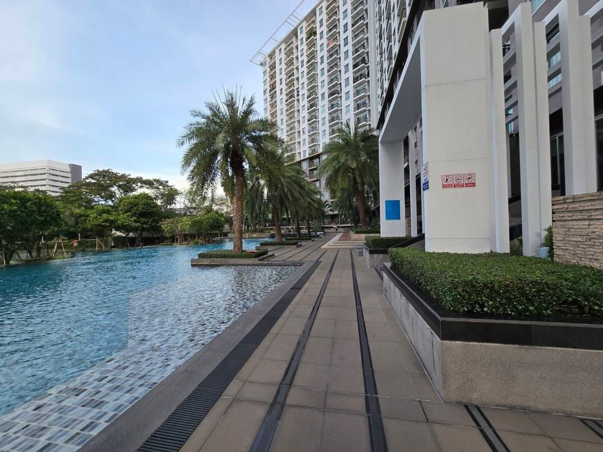 ให้เช่าคอนโดบางนา แบริ่ง ลาซาล : ให้เช่า 📍 The Parkland Srinakarin Lakeside 📍 เฟอร์นิเจอร์ และ เครื่องใช้ไฟฟ้าครบ ใกล้ MRT ศรีลาซาล