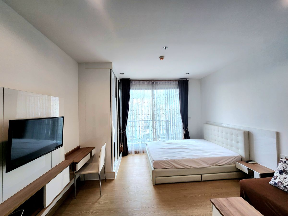 For RentCondoRattanathibet, Sanambinna : Condo for rent The Hotel Service Condo Rattanathibet Furniture near MRT Bang Kraso