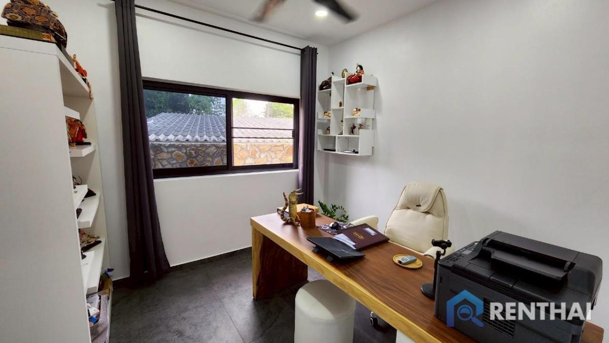 For SaleHousePattaya, Bangsaen, Chonburi : 3-bed Fully Furnished Home in Pattaya for 6.200.000 Thb, Perfect Family Living